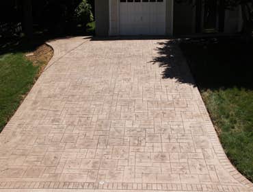 Driveways Driveways which can be: Textured stamped concrete, Color-Dye Concrete, Pavers, Belgik Blocks edge and others.