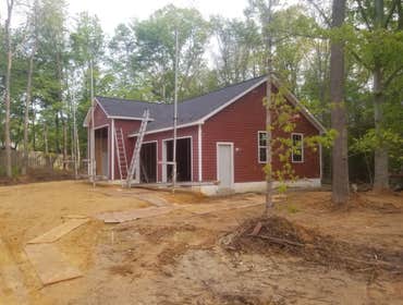 Large Garage in Hughesville