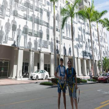 Fortune House Condominium Complete renovation and rehabilitation of the Renown Fortune House condominium Hotel
Full renovation to world class 2017 upd