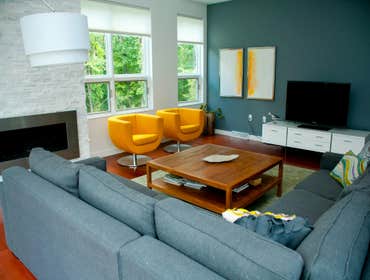 2soNs acres mOdern fArmHouse