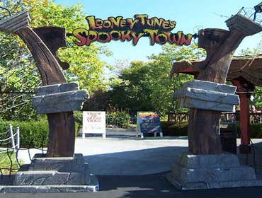 Six Flags Scene Build
