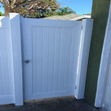 Photos by Los Angeles Fence Builders #1 All kinds of fences at best price