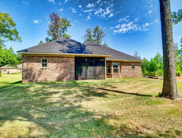 3373 Hardwood Dr.