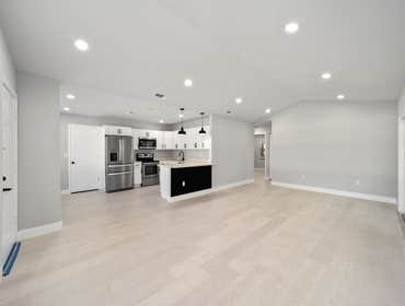 Photos by D&r Contracting Corp #1 D&R Contracting Corp is a licensed general contractor serving South Florida specializing in residential and commercia