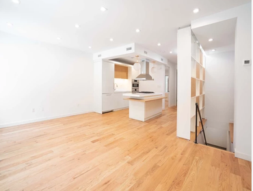 Clinton Hill 1600 sqft Duplex apartment, 3 badrooms 3 bathrooms