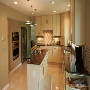 Now Thats a Kitchen ! Beautiful Work !