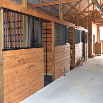 Barn