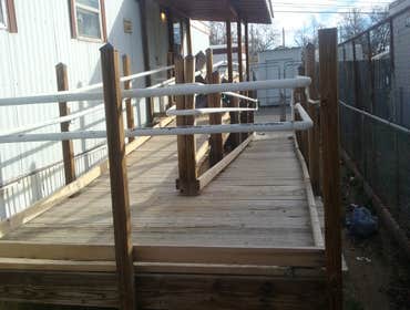 HandicappedRamp w/Tubular Rail