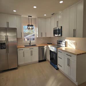 Kitchen Cabinets Suplier