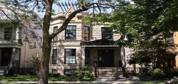 N Hoyne Ave Home