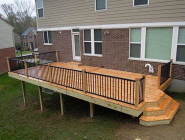 Decks Enhance Your Lifestyle
At Integrity Home Solutions, we handle deck renovations, installations and upgrades with confidence. We pledge to deliv