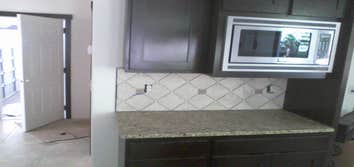Backsplash with drops.