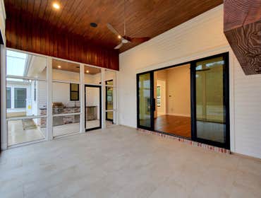 Modern Farm House