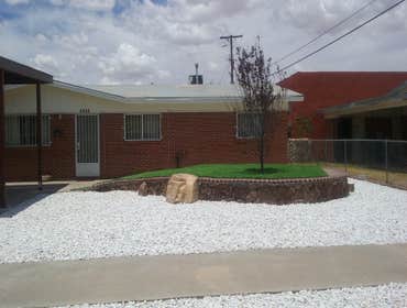 Ramp w/Synthetic Turf & Tree