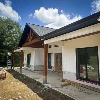 R & S Seamless Gutters & Insulation