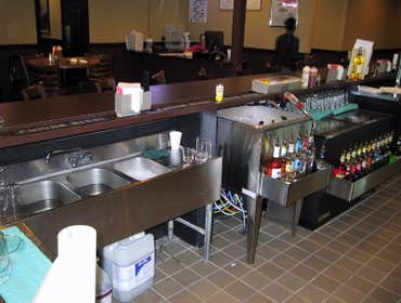St Johns Seafood Dunn Ave expansion Project details,
Expansion of restaurant to include a new bar.
kitchen rennovations including new walk-in cooler a