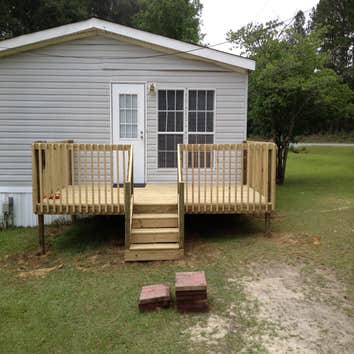 Decks and handicapped ramp Decks and handicapped ramps from a few of our clients.