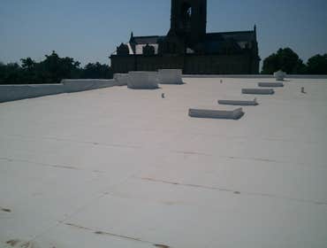 Roofing low-slope building
