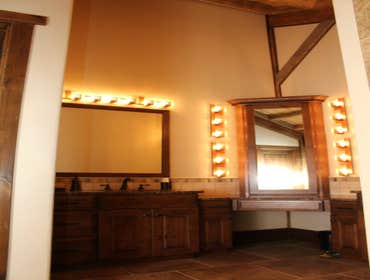 Hunting Lodge - Crook