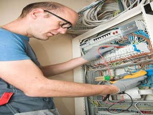 electricians in San Pedro