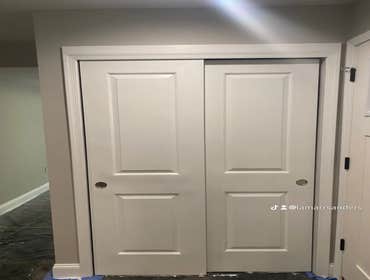 Photos by Sanders Painting LLC #3 Project Assignment
4 bedroom- walls + ceilings + trim
(Paint included)