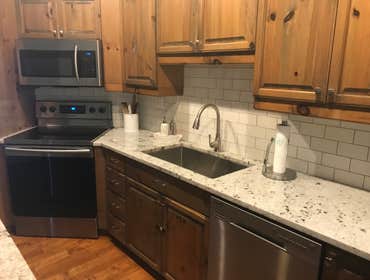 4213 W Tacon St This 5 bed/4 bath has over 3,500 SqFt of living space. 1st Floor features include Guest Suite with attached Full Bath leading out to Co