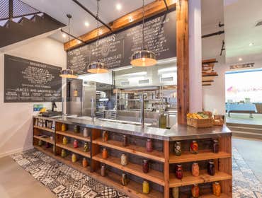 Darrow's Farm Fresh takeout