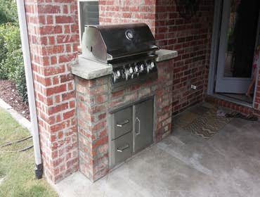 Outdoor grill