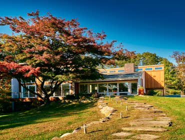 Westchester NY - Addition To A Tony Smith House Photography by David Leach
Remodel and 1,500 square foot addition to an historic 1950s mid-century mode