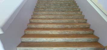 Travertine Stair Tread & Riser