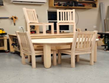 Table and chairs build
