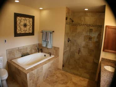 Works by Dreammaker Bath & Kit