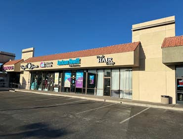 SPEEDWAY CRAYCROFT PLAZA EXTERIOR FACADE
