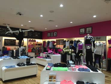Lorna Jane Roseville Lorna Jane
1700 SF, 5 Week duration
Roseville, CA 95678
Westfield Galleria at Roseville
Westfield Corporation