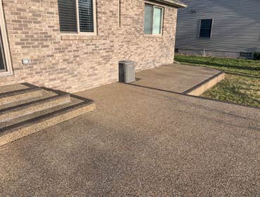 Exposed aggregate Patio photo Potoroka Concrete