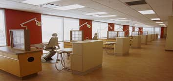 Arizona School Of Dentistry & Oral Health - Mesa, AZ The first dental and oral surgery school in Arizona. It includes a dental clinic for the general p