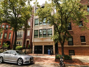 N Mohawk St. Home