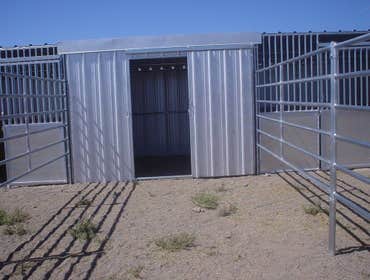Custom Stalls