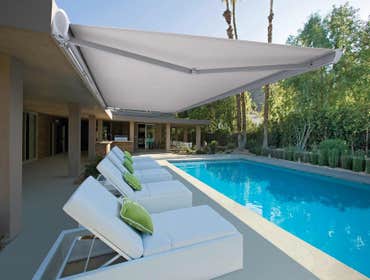 Retractable Awning