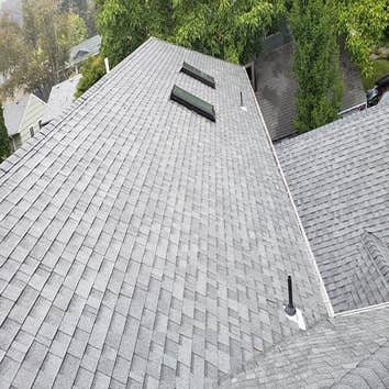 Villaurigui Roofing LLC