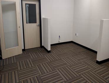 Carpet tile installation & rub