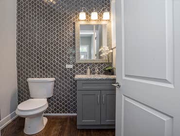 bathroom remodeling in West Town, Chicago