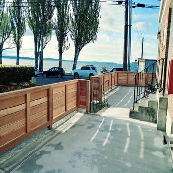 Cedar Horizontal