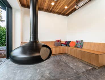 POOLHOUSE SUSPENDED FIREPLACE