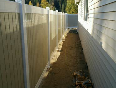 6' Two Toned Privacy Vinyl