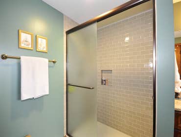 Craftsman Bathroom