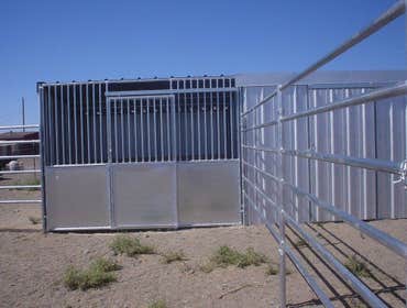 Custom Stalls