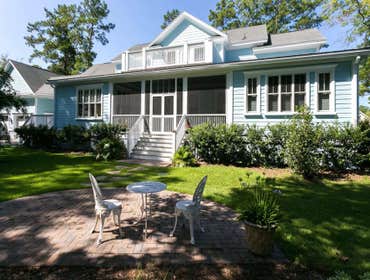 Photos