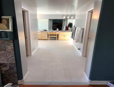 Sherman Oaks Full Bathroom Renovation Sherman Oaks Full Bathroom Renovation
Another project is successfully complete From 1992 we took this bathroom 