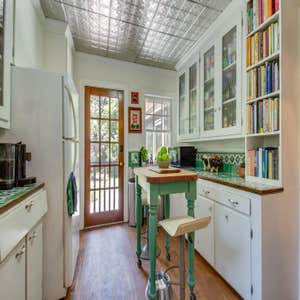 Riverland Terrace Interior Renovation